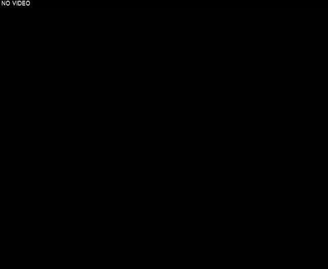 Экран компьютера с черным фоном