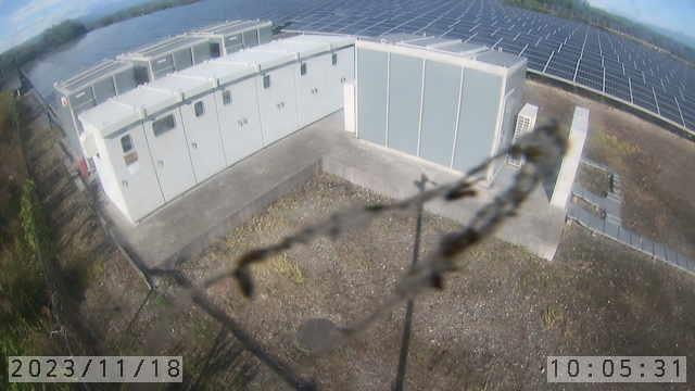 Вид с воздуха на солнечную электростанцию