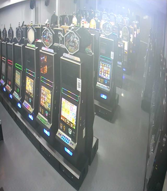 Ряд игровых автоматов, стоящих рядом друг с другом